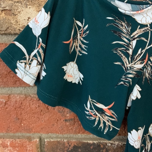 Kaileigh Green Floral Off the Shoulder Ruffle Top - Picture 7 of 7